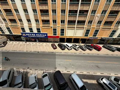 CLOSE TO PARK OPEN VIEW 1BHK WITH BALCONY WITH PARKING MASTER BEDROOM READY TO MOVE JUST 39k
