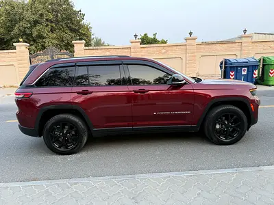 2023 JEEP GRAND CHEROKEE — миниатюра 19