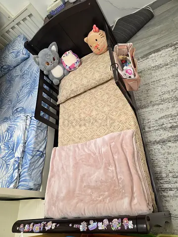 Kids bed