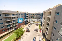 Spacious 1 Bedroom | Balcony | Mid Floor | Vacant