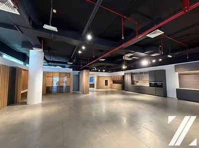 Commercial Showroom | Fitted Space | Spacious Layout