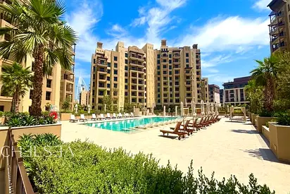 BRAND NEW UNIT | SPACIOUS UNIT | POOL VIEW