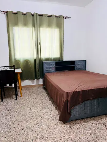 Elegant private room with sharing washroom for executive bachelors