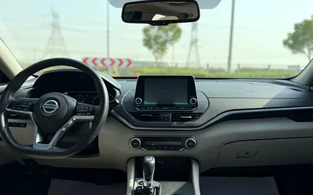 Nissan Altima SV, миниатюра 8