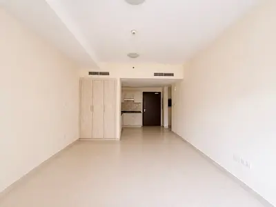 Spacious Studio with Zero Chiller Fees_Prime Location & Ready to Move