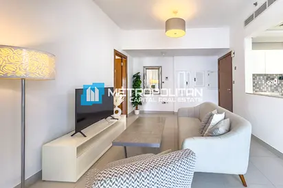 Fully Furnished 1BHK | Balcony + Storage