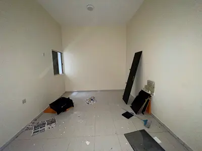 Spacious 1bhk in Al Butina only for families window ac central gas with balcony near to Al madina mart