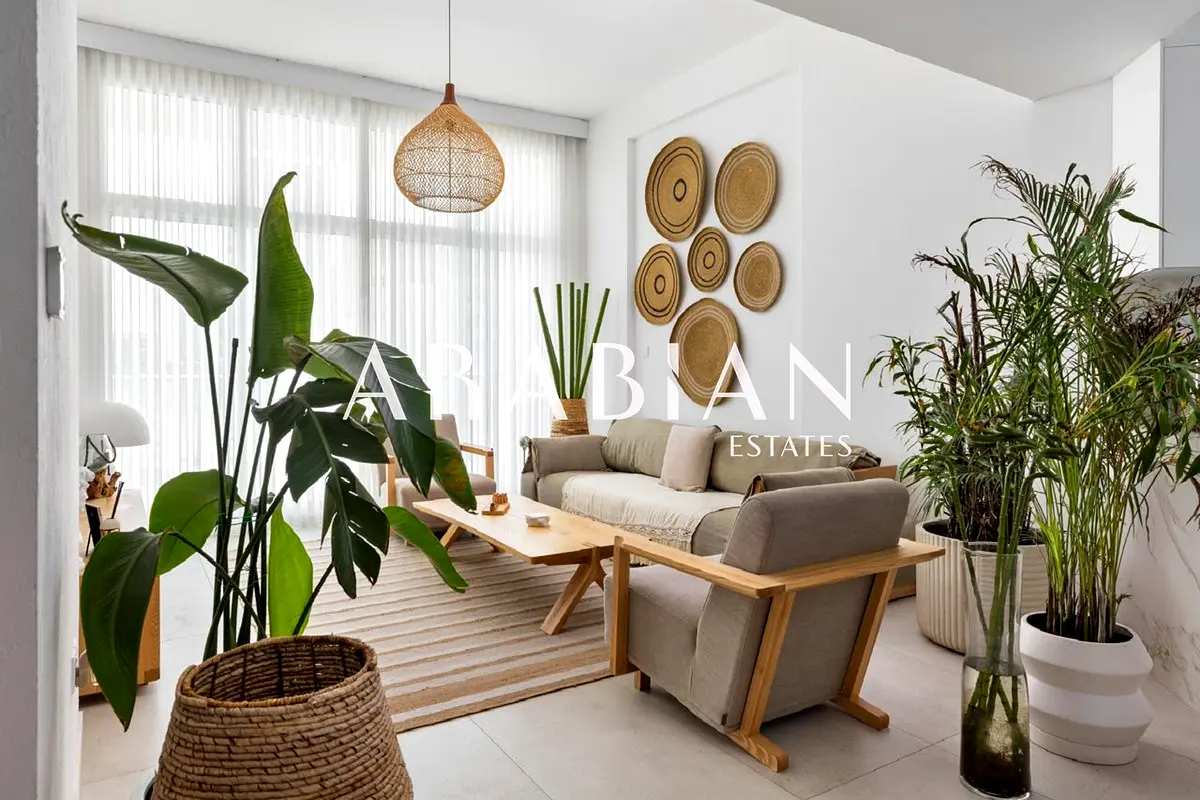 EXCLUSIVE | Unique | Renovated | Furnished | VOT