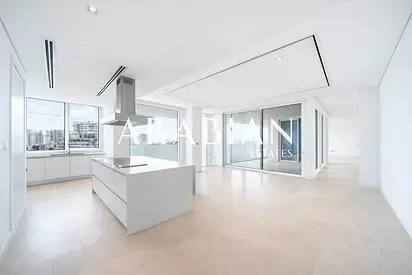 Luxury | Large Layout | Vacant