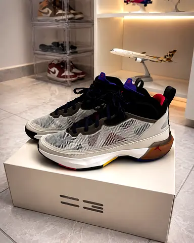 Jordan XXXVII