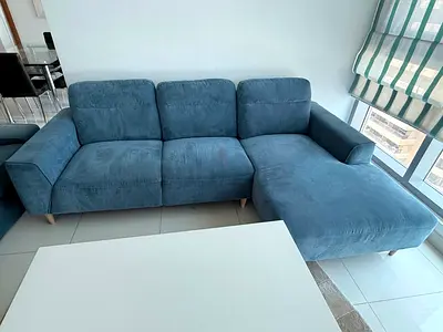 Excellent condition Lshape sofa available ready to sell