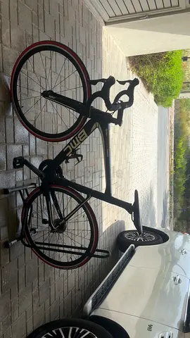 Carbon road racing bike - lightweight aero frame- 2016 model