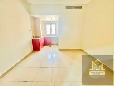 Looking like a beautiful apartment studio neat and clean family building just in 20k