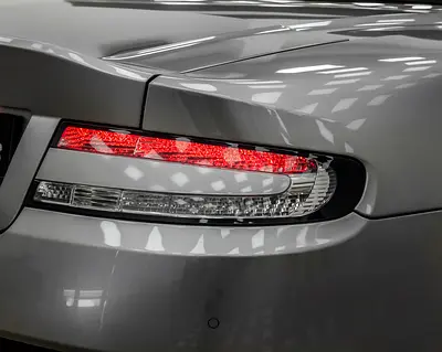 صورة 2 لـ 2019 Aston Martin DB9