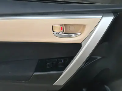 صورة مصغرة 12 لـ 2014 Toyota COROLLA