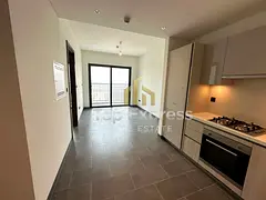 1BR Apartment | The Crest Tower B | Pool & City View