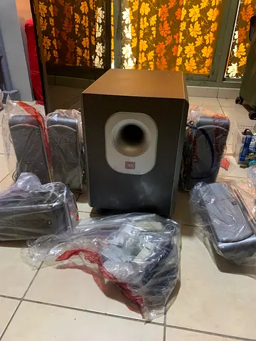 5.1 Home Theater Speaker System with Subwoofer (used, good condition)