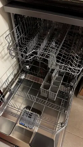 Built-in stainless steel dishwasher - good working condition
