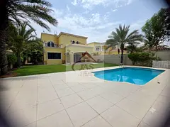 WITH PRIVATE POOL | BACK TO BACK| UPGRADED 4BED
