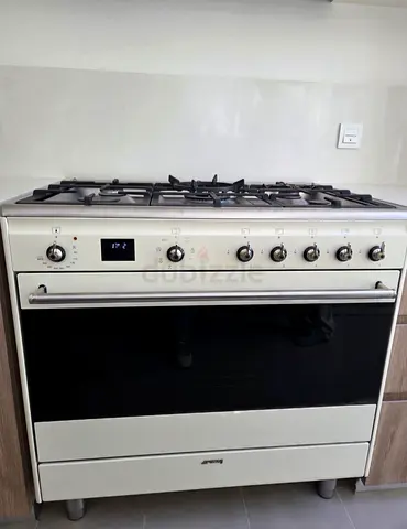 Italian Smeg 90×60cm Top 5 Burner Gas Down Oven Electric Cooker Range