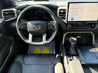 صورة 15 لـ 2024 Toyota SEQUOIA