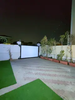 Private Family Home | 2 Bedrooms & Living Room | Private Yard | 2 Kitchens | Utilities Included