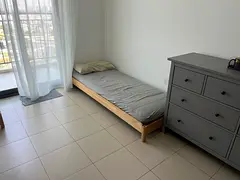 Bed space available for working professionals