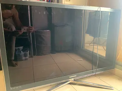 Samsung 40-43" LED TV - Good Working Condition