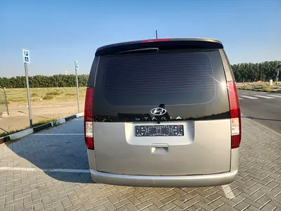 2022 Hyundai STARIA photo 5