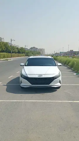 Hyundai Elantra 1.6L Smart 2023 - Korean Specs Lady Driven