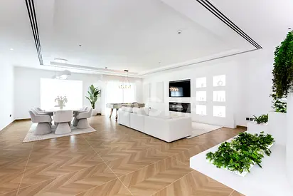 Fully Upgraded | Vacant | Furnished