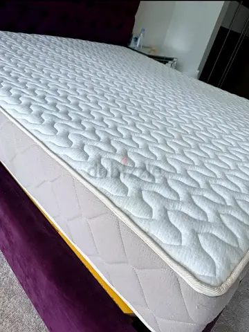 Home centre mattress Comfortable White Quilted Mattress for Sale