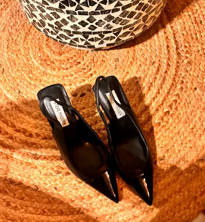 Black pointed slingback heels by Steve Madden - size available on request
