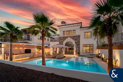 Exclusive - Fully Upgraded Firestone with Golf View