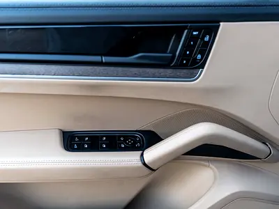 2024 Porsche CAYENNE — миниатюра 12