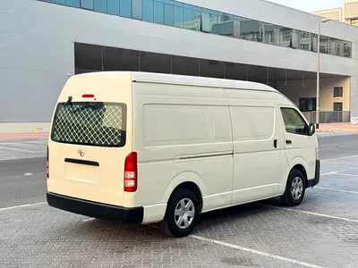 صورة 4 لـ 2021 Toyota HIACE
