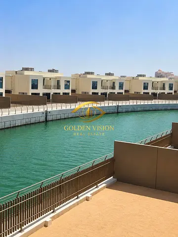 Luxury 2 BR Townhouse in Falcon Island | Canal View