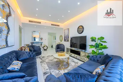Luxury Waterfront Apartment in Beach Tower 1