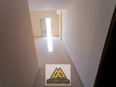 One bedroom and living room with balcony | Closed kitchen | Central air conditioning | Family build
