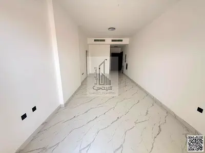 شقة أول ساكن للإيجار،  فرصة مميزة لمن يبحث عن السكن الجديد والنظيف بتصميم عملي ومساحات مريحة.  الشقة مناسبة للعائلات الصغيرة أو الأزواج،