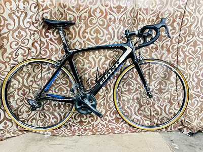 Road bike Giant carbon di2