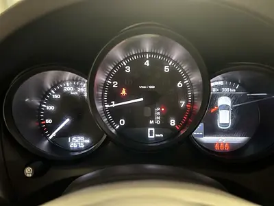 2024 Porsche MACAN — миниатюра 12