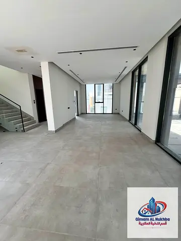 Luxury Villa for Rent in Al Hoshi, 4 Master Bedrooms, Spacious Reception, 7 Bathrooms, American Pre