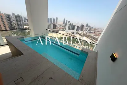 4 cheques | Vacant Now | Private Pool