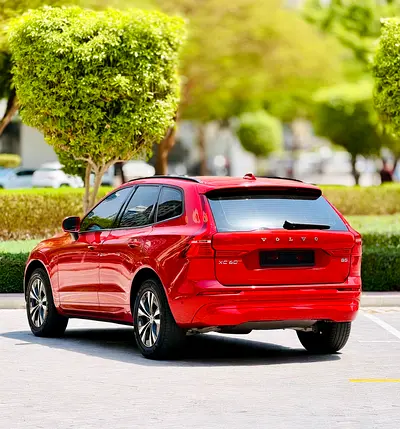 صورة 6 لـ 2023 Volvo XC60