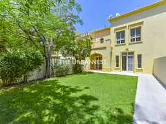 Upgraded Lake-Facing | 3BR + Study | Vacant Soon