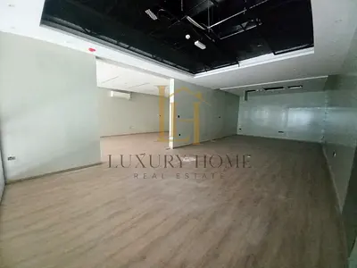 Shop for rent with one parking free