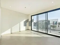 Amazing 2 BR | Single raw | Ready to Move