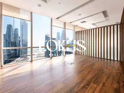 High Floor | Fitted | Canal View | Vacant