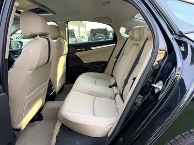 2017 Honda CIVIC — фото 7